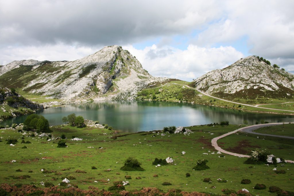 lagos covadonga